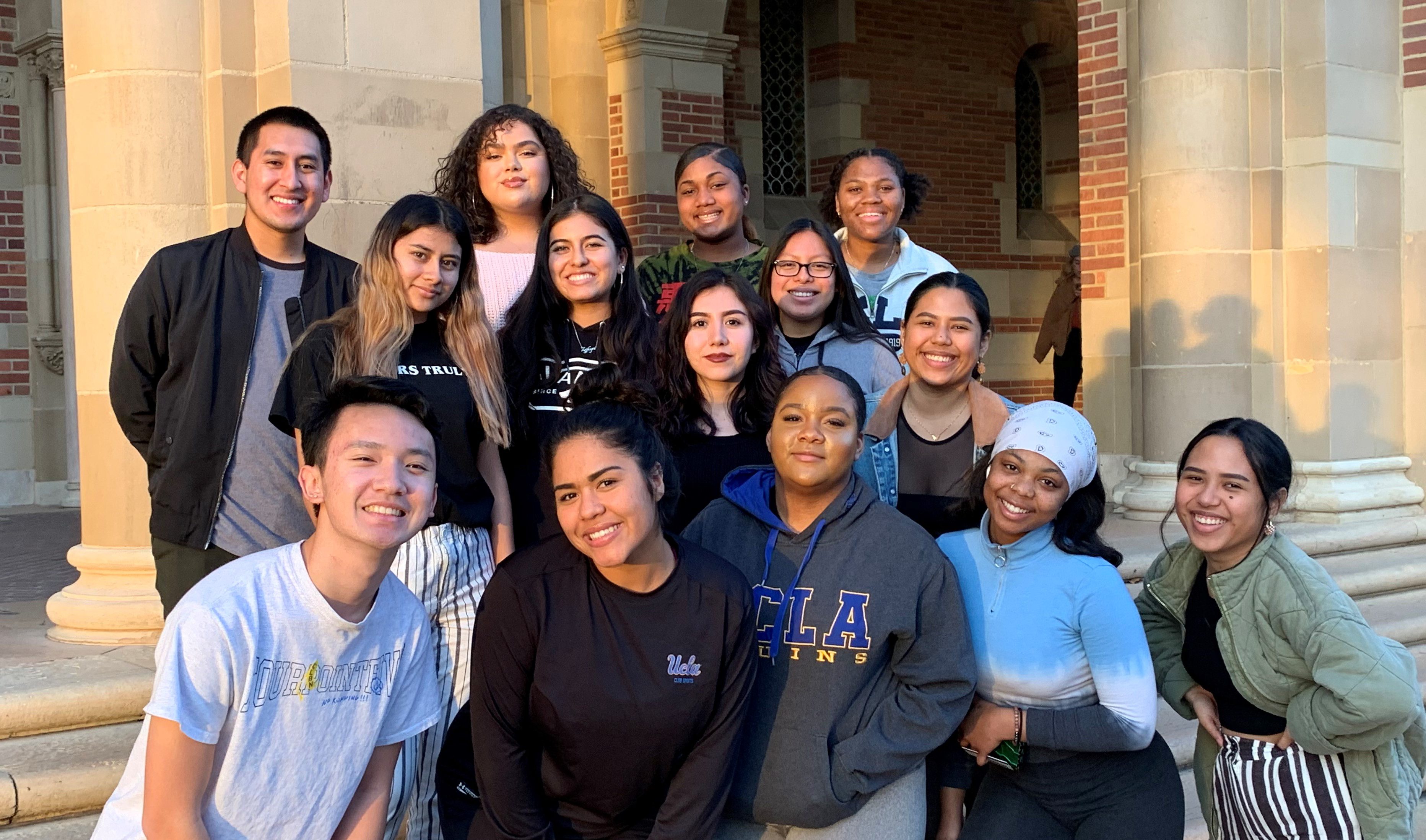 An image of the previous 2019 - 2020 Research Rookies Cohort smiling outside.